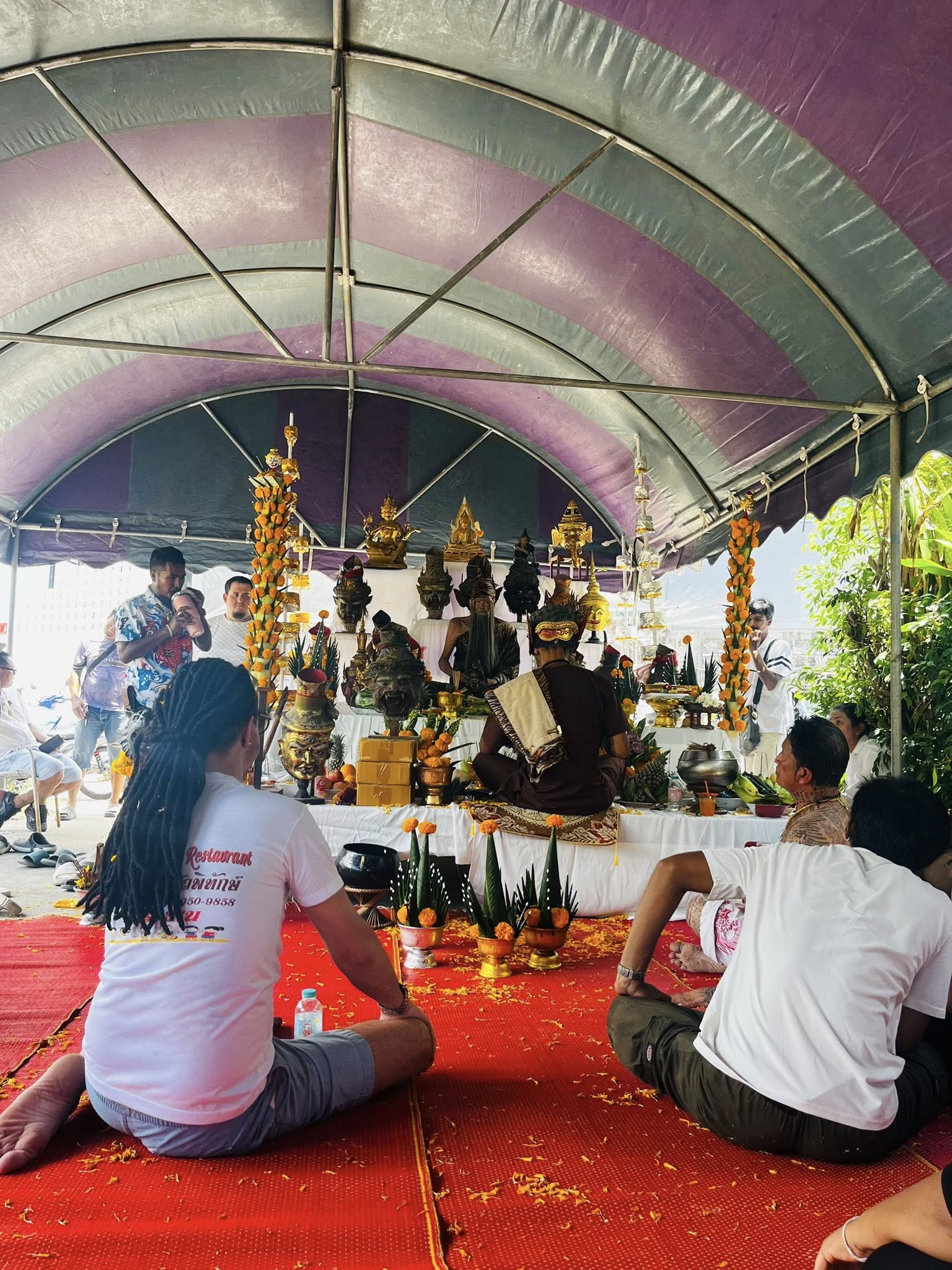 Devotees gathered for the Wai Khru ceremony